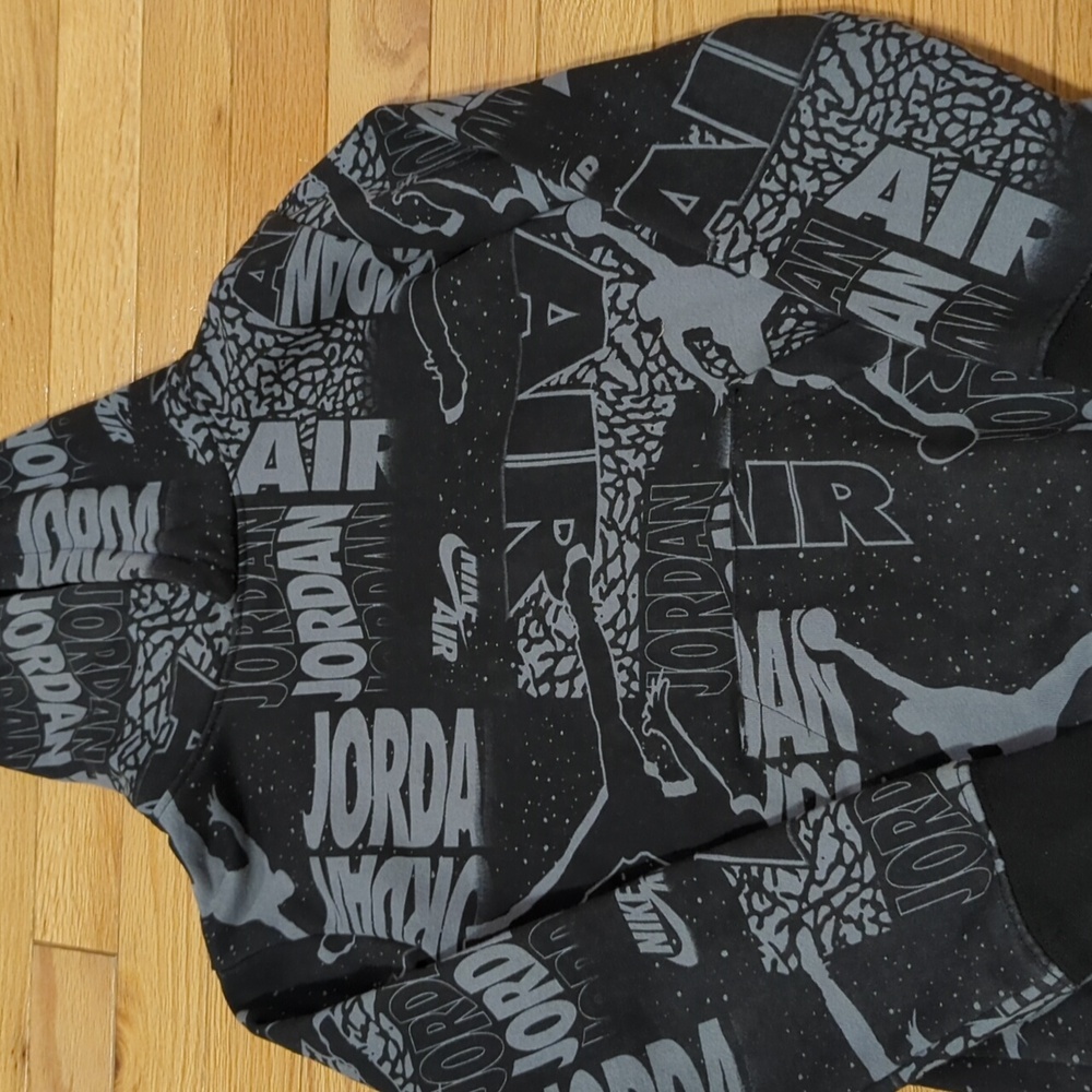 Boys Small Air Jordan Hoodie